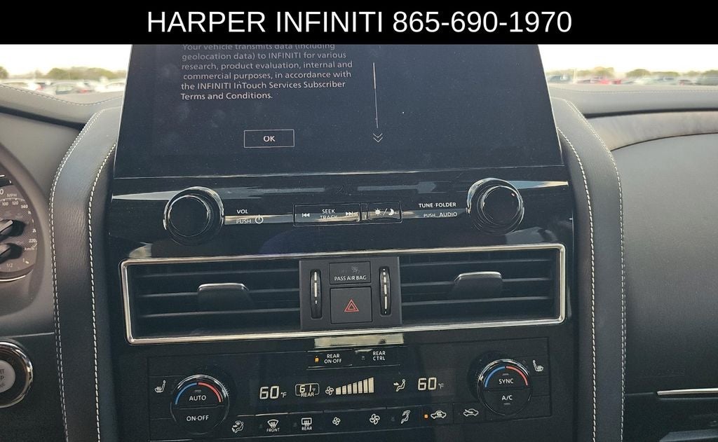 2024 INFINITI QX80 Premium Select