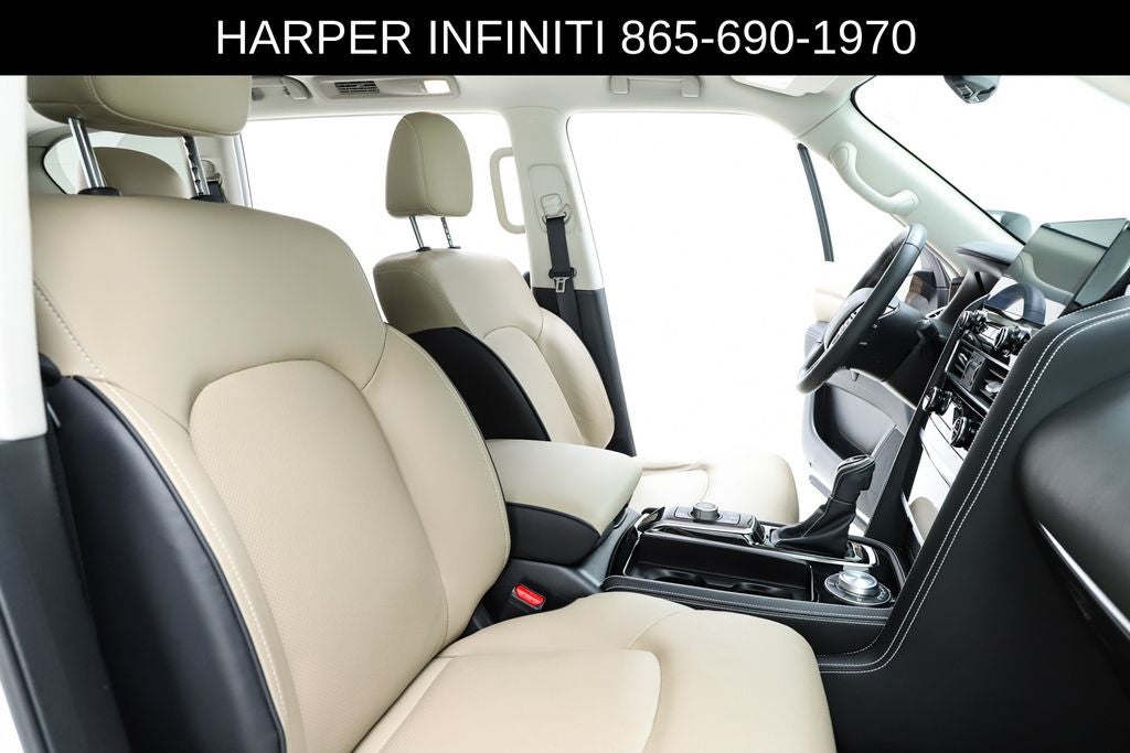2024 INFINITI QX80 Premium Select