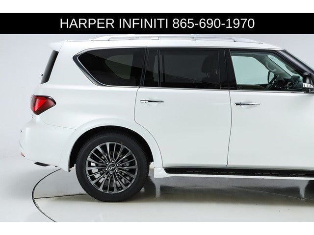 2024 INFINITI QX80 Premium Select