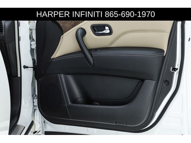 2024 INFINITI QX80 Premium Select