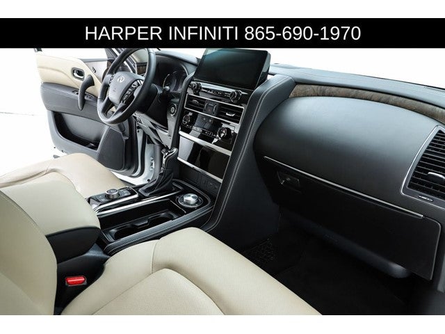 2024 INFINITI QX80 Premium Select
