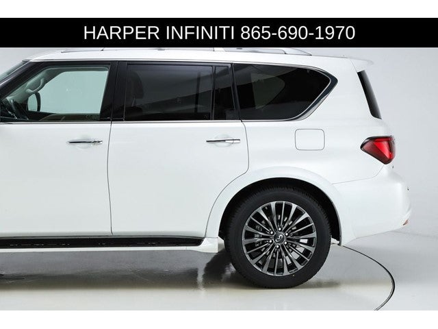 2024 INFINITI QX80 Premium Select
