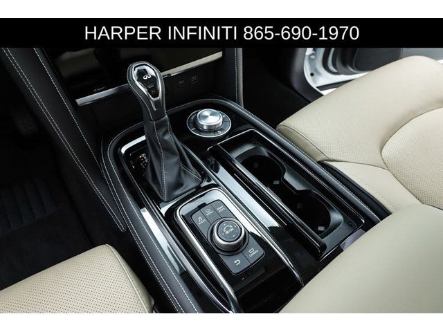 2024 INFINITI QX80 Premium Select