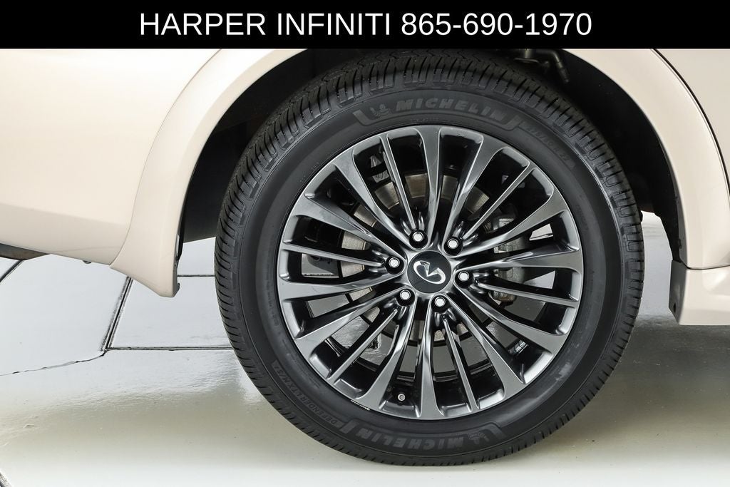 2023 INFINITI QX80 SENSORY