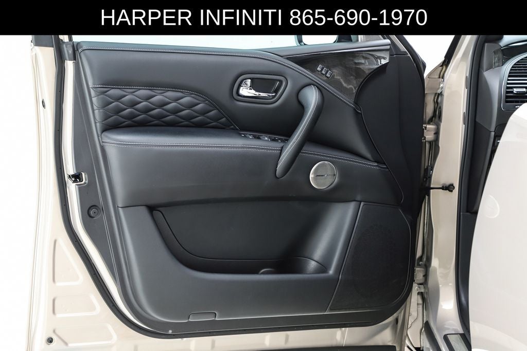 2023 INFINITI QX80 SENSORY