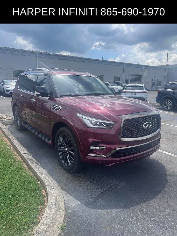 2021 INFINITI QX80 Premium Select