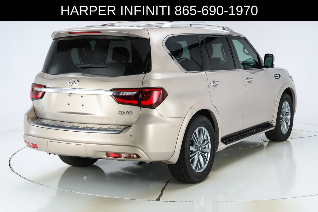 2023 INFINITI QX80 LUXE