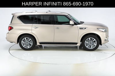 2023 INFINITI QX80 LUXE