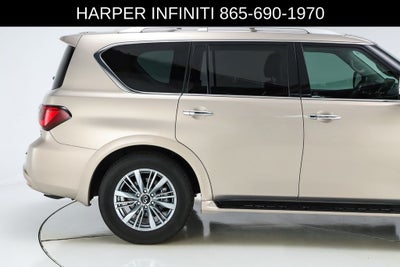 2023 INFINITI QX80 LUXE