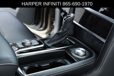2023 INFINITI QX80 LUXE