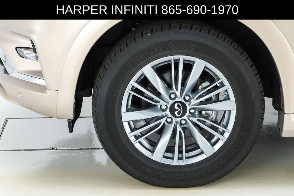 2023 INFINITI QX80 LUXE