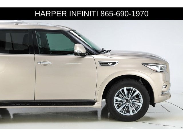 2023 INFINITI QX80 LUXE