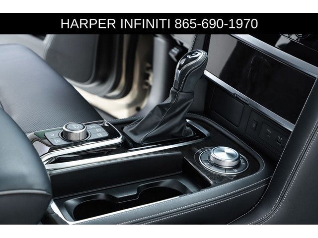 2023 INFINITI QX80 LUXE