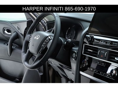 2023 INFINITI QX80 LUXE