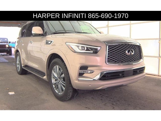 2023 INFINITI QX80 LUXE