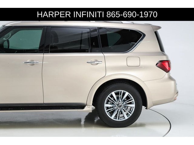 2023 INFINITI QX80 LUXE