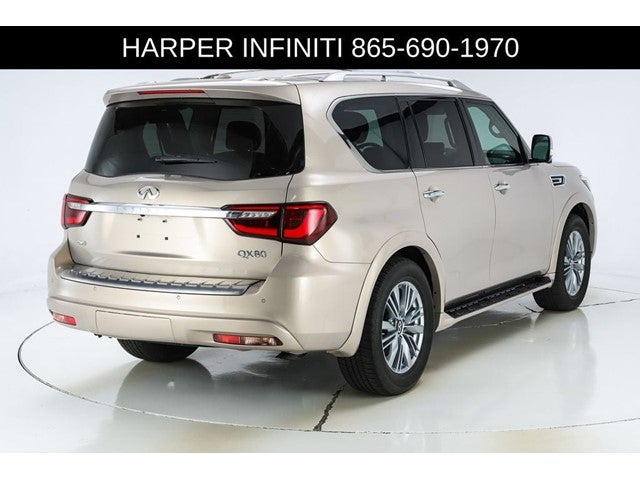 2023 INFINITI QX80 LUXE