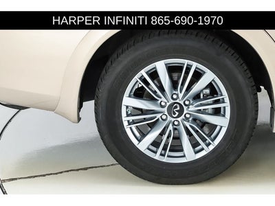 2023 INFINITI QX80 LUXE