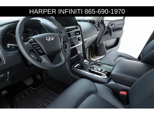 2023 INFINITI QX80 LUXE