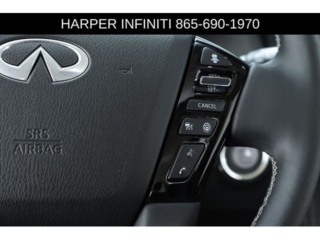 2023 INFINITI QX80 LUXE