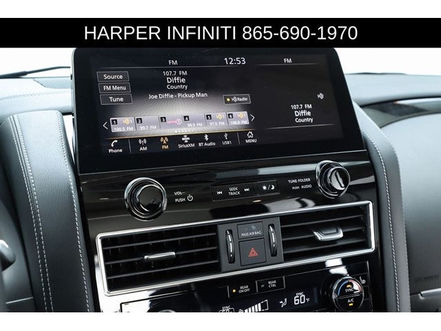2023 INFINITI QX80 LUXE