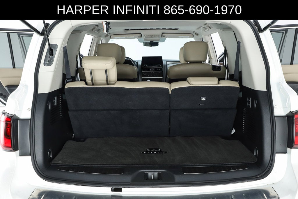 2023 INFINITI QX80 Premium Select