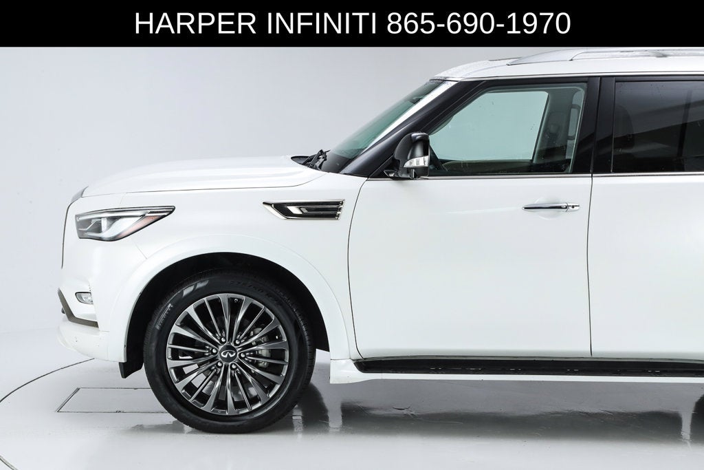 2023 INFINITI QX80 Premium Select