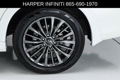 2023 INFINITI QX80 Premium Select