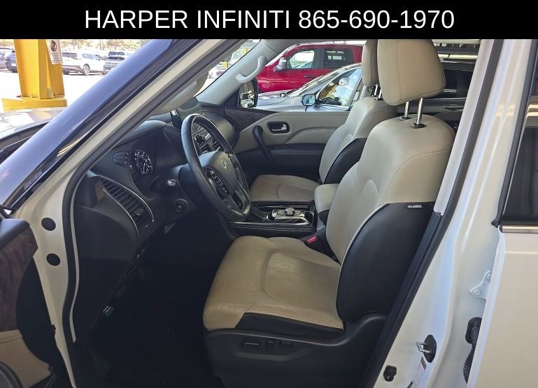 2023 INFINITI QX80 Premium Select