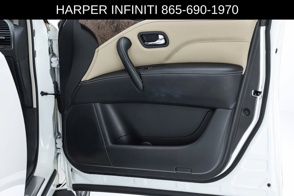 2023 INFINITI QX80 Premium Select