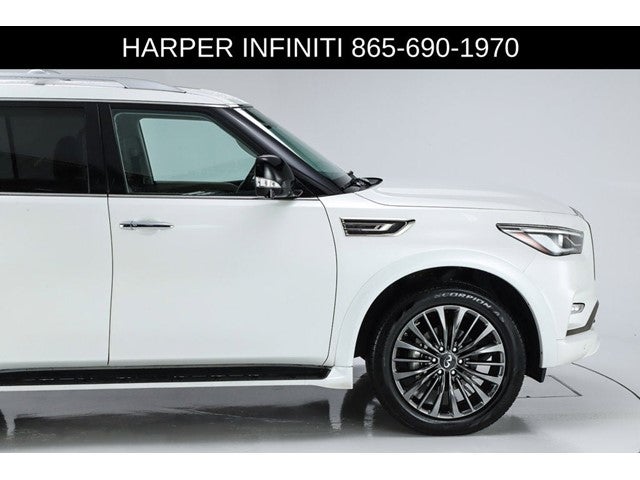 2023 INFINITI QX80 Premium Select