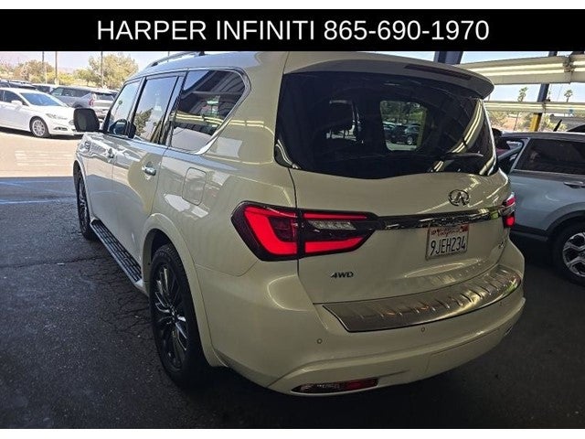 2023 INFINITI QX80 Premium Select