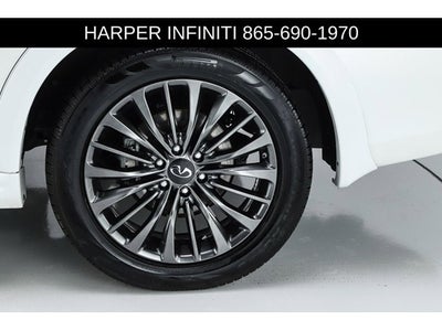 2023 INFINITI QX80 Premium Select