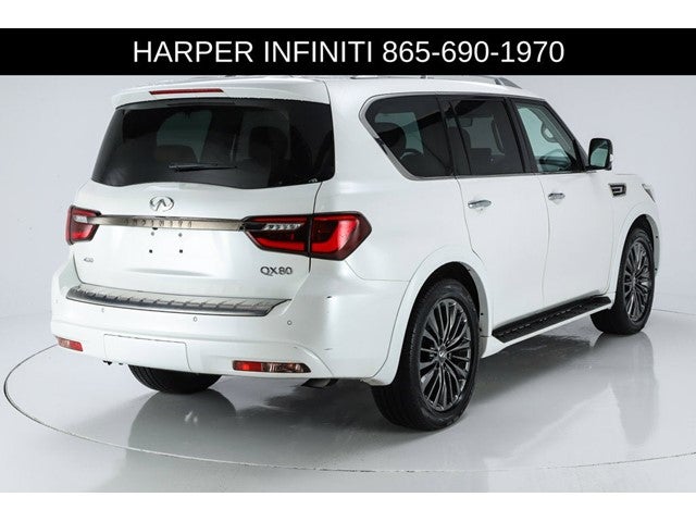 2023 INFINITI QX80 Premium Select