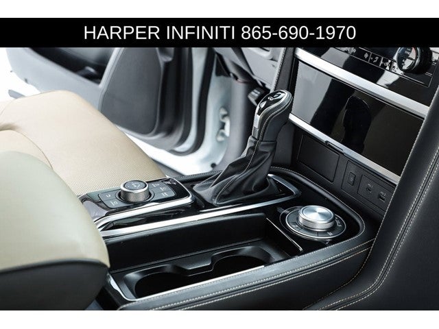 2023 INFINITI QX80 Premium Select