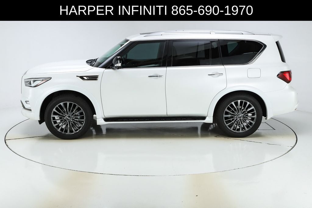 2023 INFINITI QX80 Premium Select