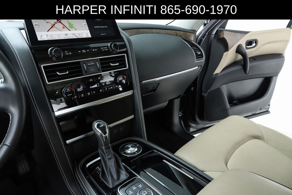 2023 INFINITI QX80 Premium Select