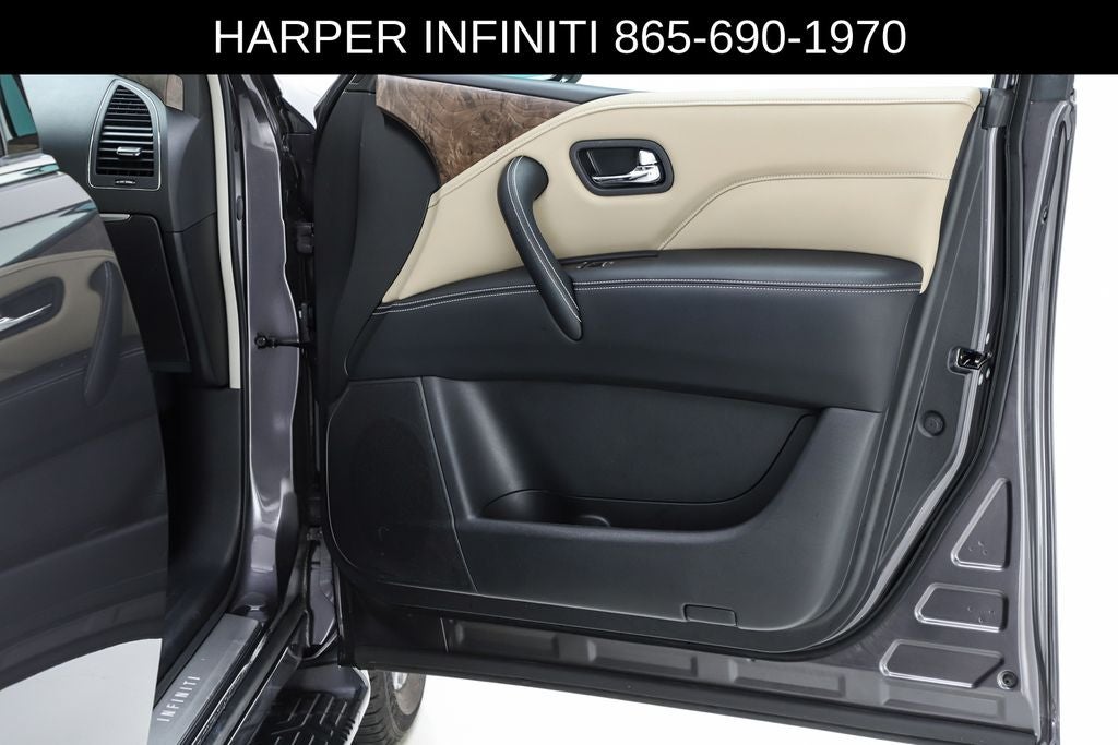 2023 INFINITI QX80 Premium Select