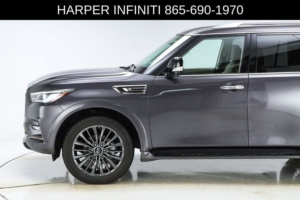 2023 INFINITI QX80 Premium Select
