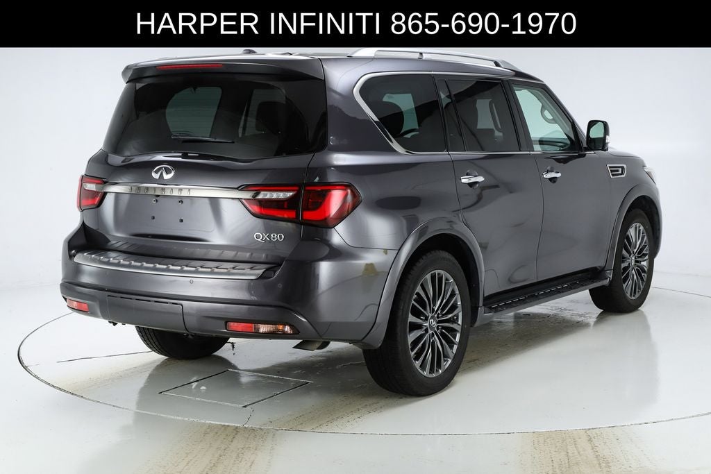 2023 INFINITI QX80 Premium Select