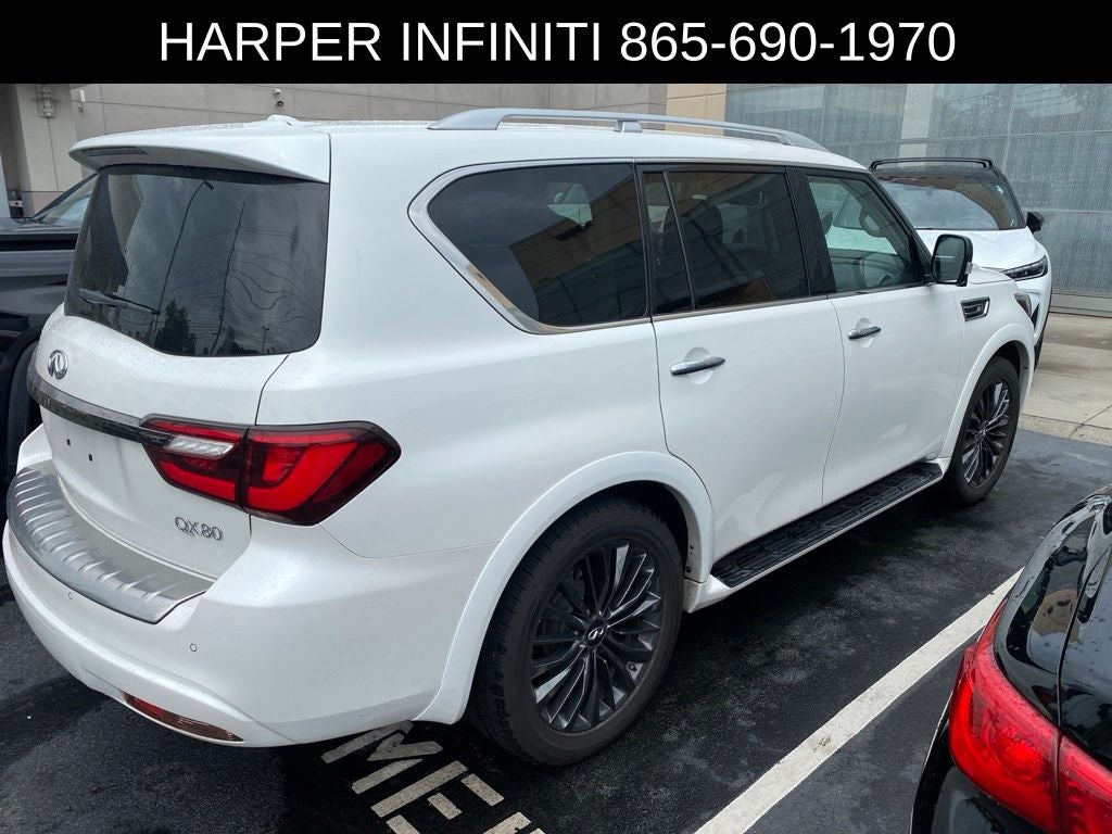 2021 INFINITI QX80 Premium Select