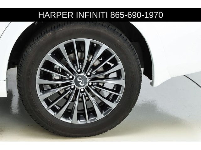 2024 INFINITI QX80 Sensory