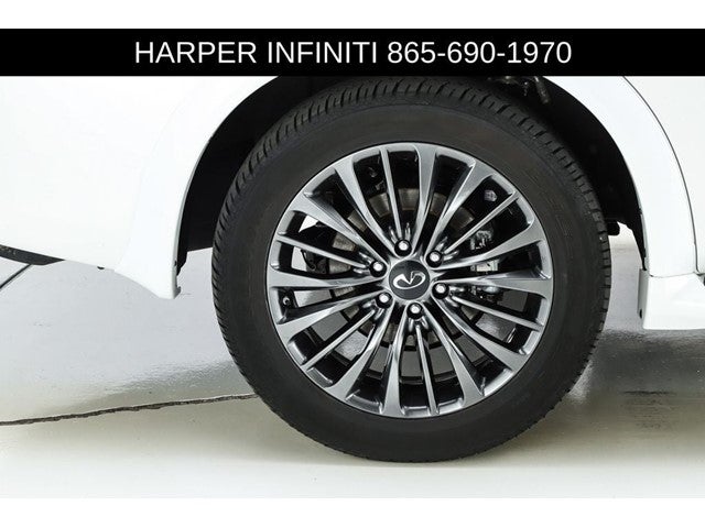 2024 INFINITI QX80 Sensory