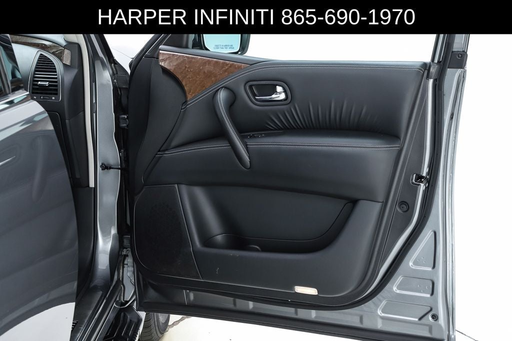 2017 INFINITI QX80 Base