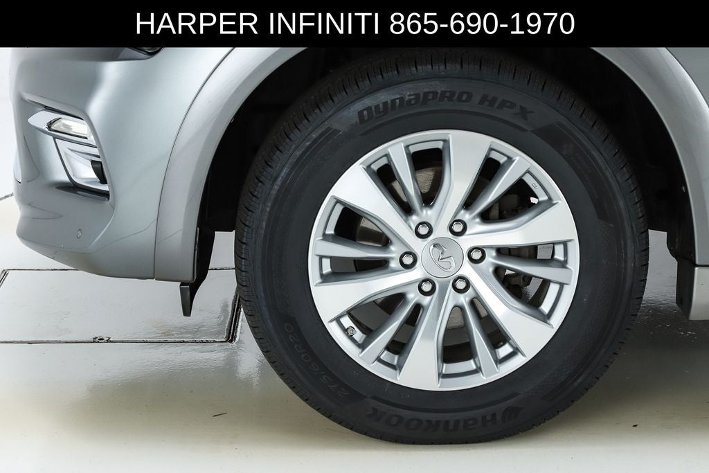 2017 INFINITI QX80 Base
