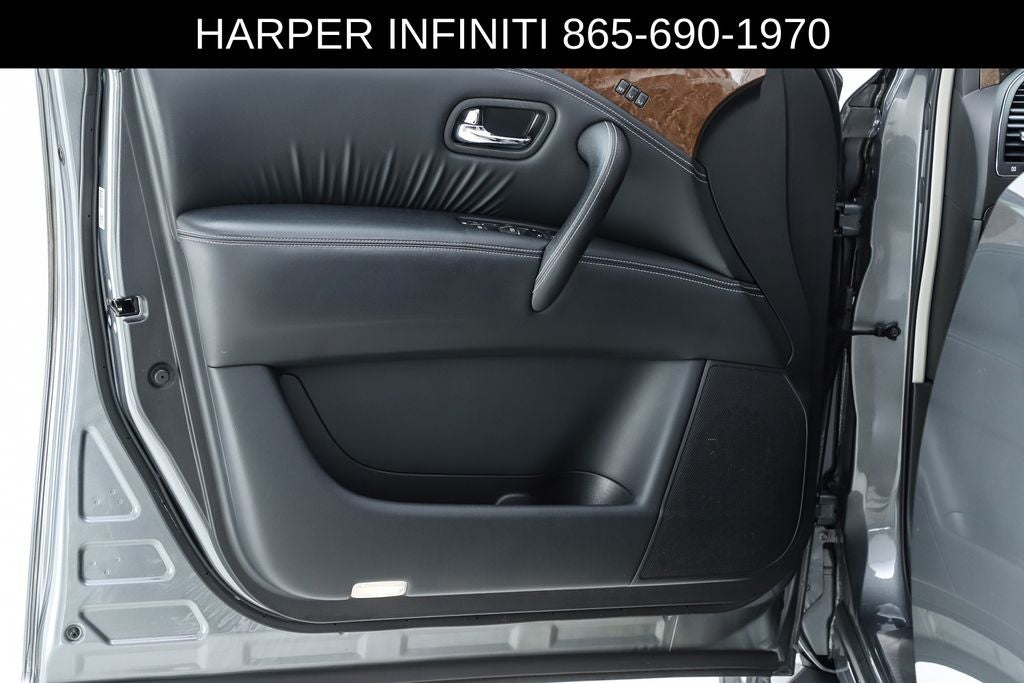 2017 INFINITI QX80 Base