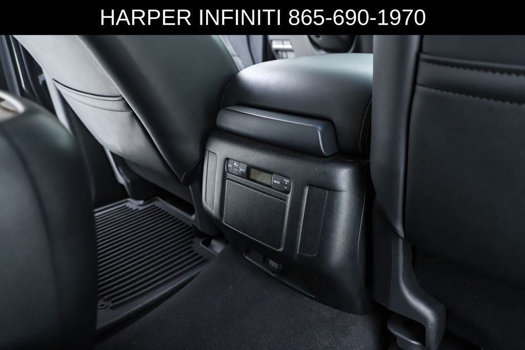 2017 INFINITI QX80 Base