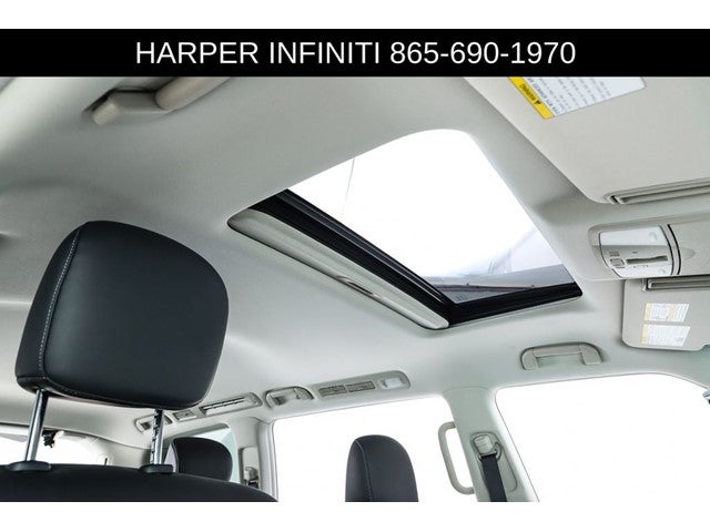 2017 INFINITI QX80 Base