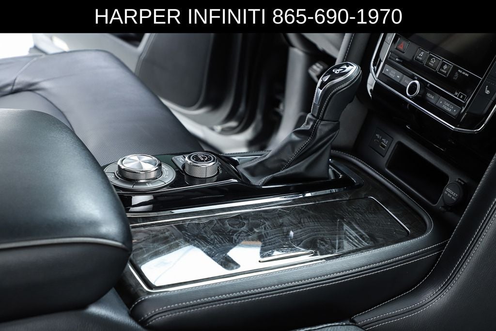 2020 INFINITI QX80 LUXE