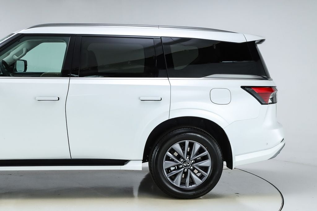 2026 INFINITI QX80 PURE